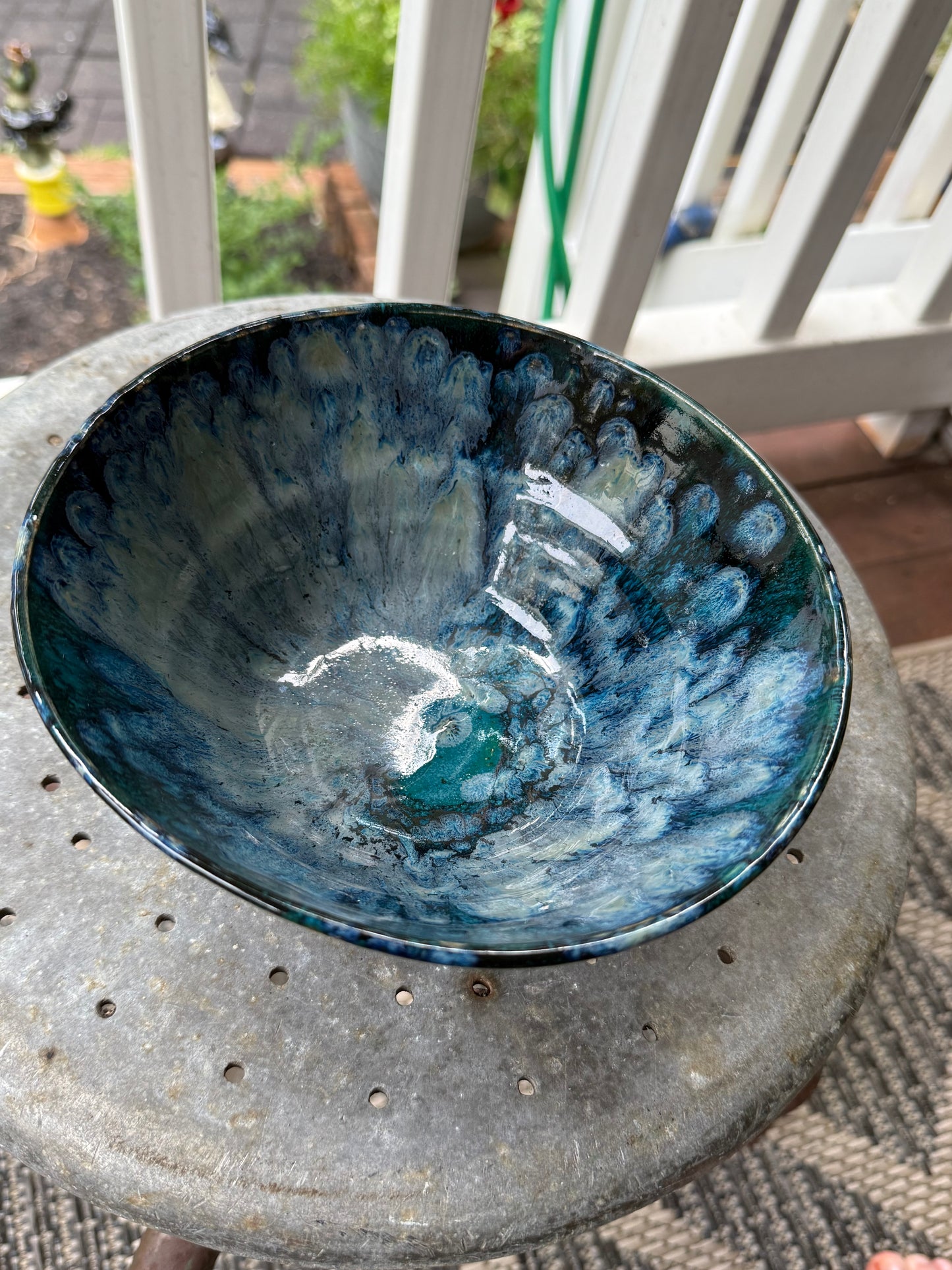 Overhead view of Sea Dreams bowl showing 7½ inch diameter opening